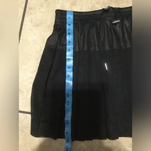 NYLORA - Picture 5 of 6